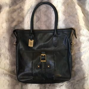 EUC! Frye Parker Tote in dark navy leather, brass detail.